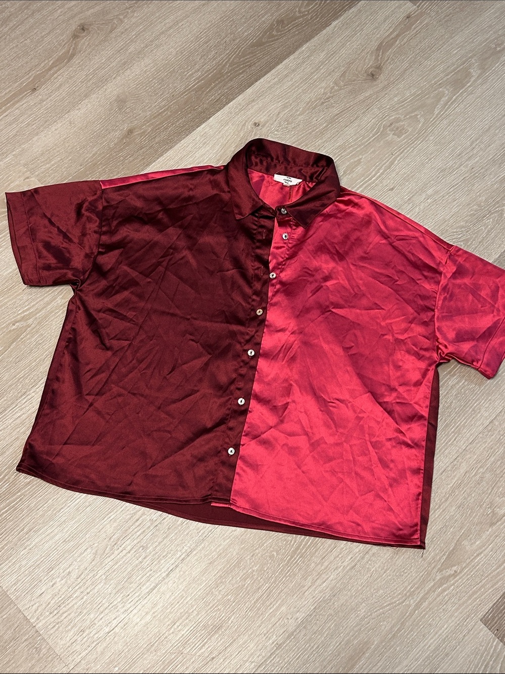 Entro Two-Tone Colorblock Satin Short Sleeve Oversized Button Down Shirt Sz S